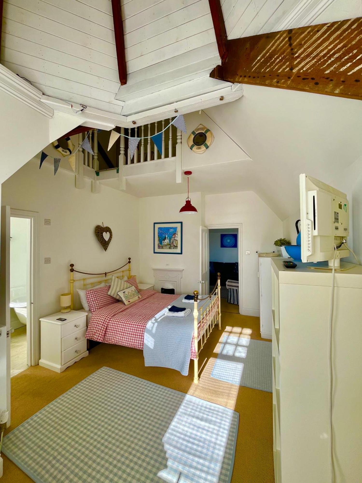 Lyme Regis Renovated Period Seaside Flat Apartment Exterior foto